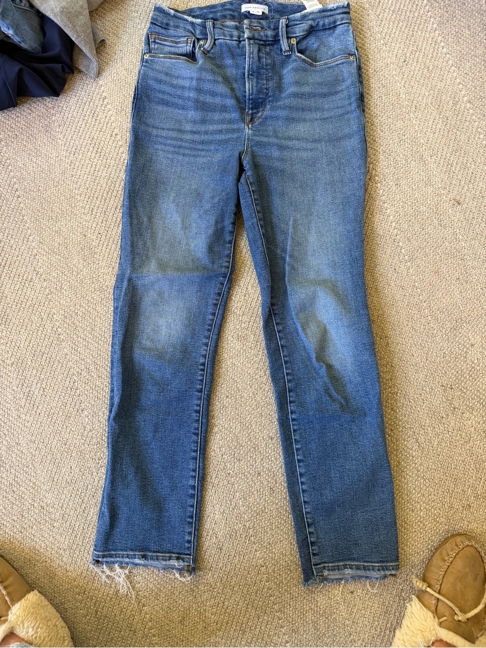 Good American Mid Blue Ankle Crop Straight Jeans